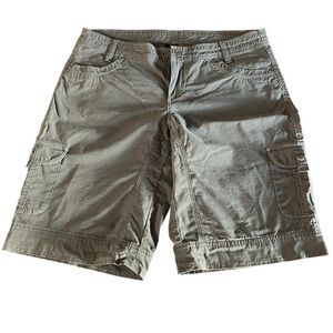 KUHL WOMEN’S OUTDOOR ADVENTURE SHORTS ARMY GREEN SIZE 14